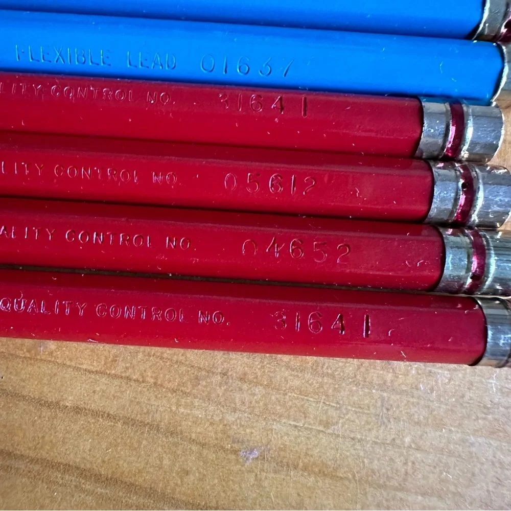 NOS Vintage 80s Eagle Verithin chemo-sealed colored pencils lot